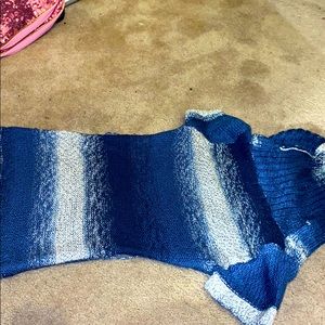 Sweater long under waist